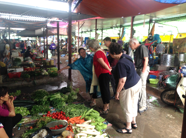 Touring Hanoi Market