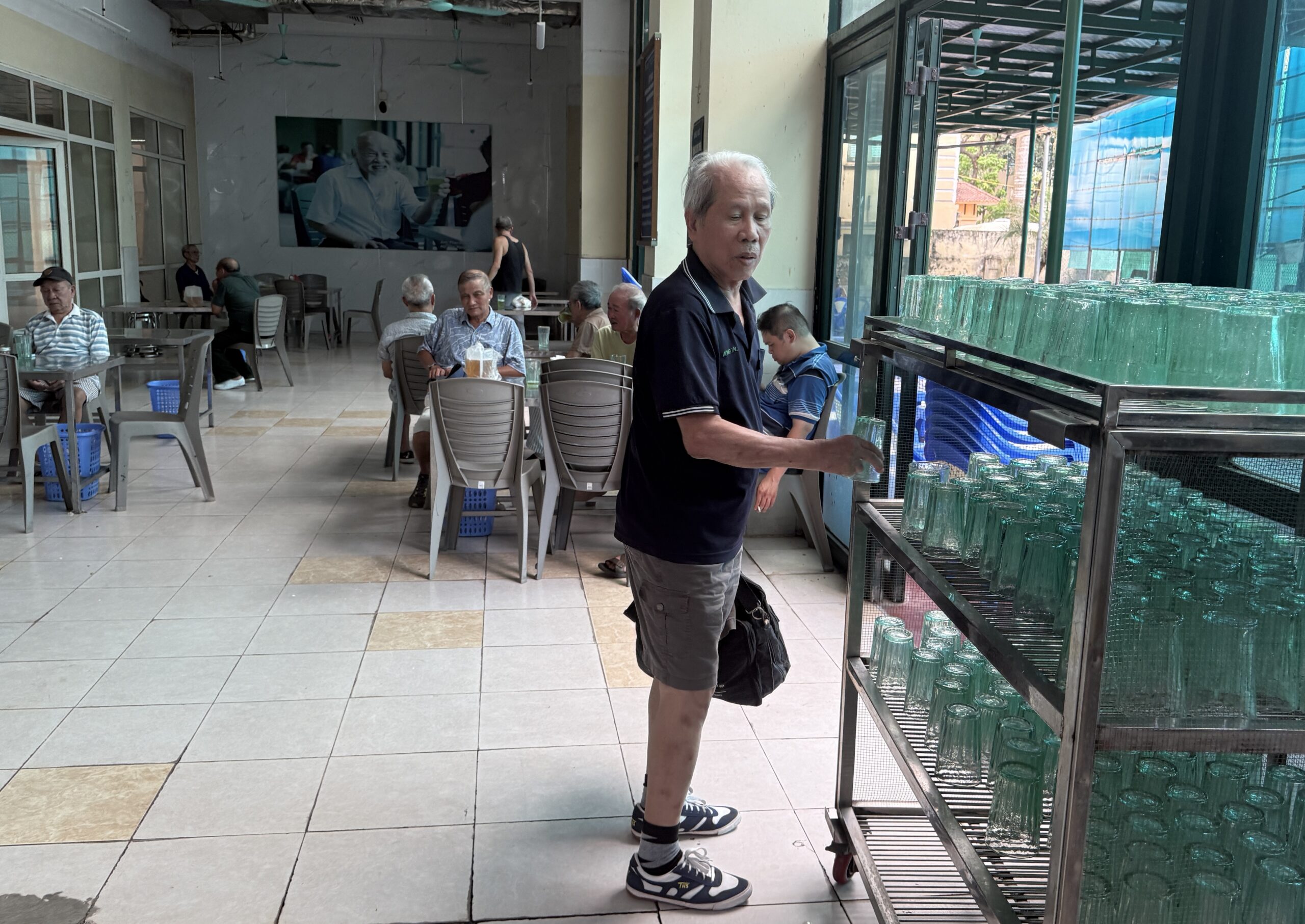 Cac cu at Bia hoi cac Cu