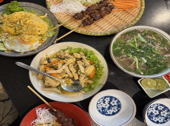 Mau restaurant Hanoi