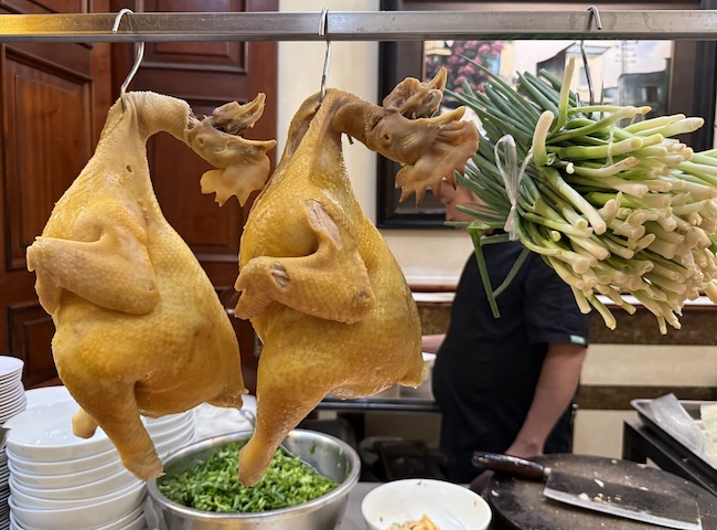 Pho ga Huyen Huong
